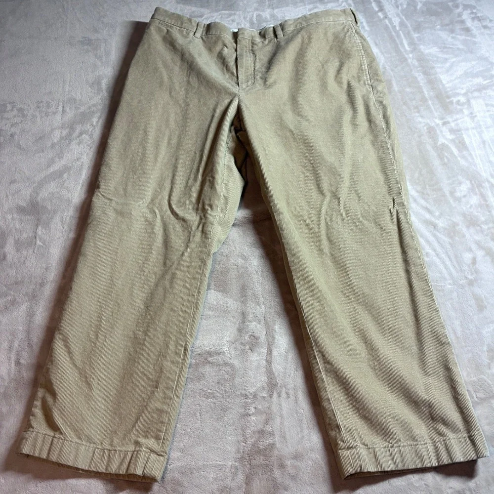 LL Bean Classic Fit Corduroy Pants Mens 42x29 Tan Khaki Wide Wale Heavy Cotton